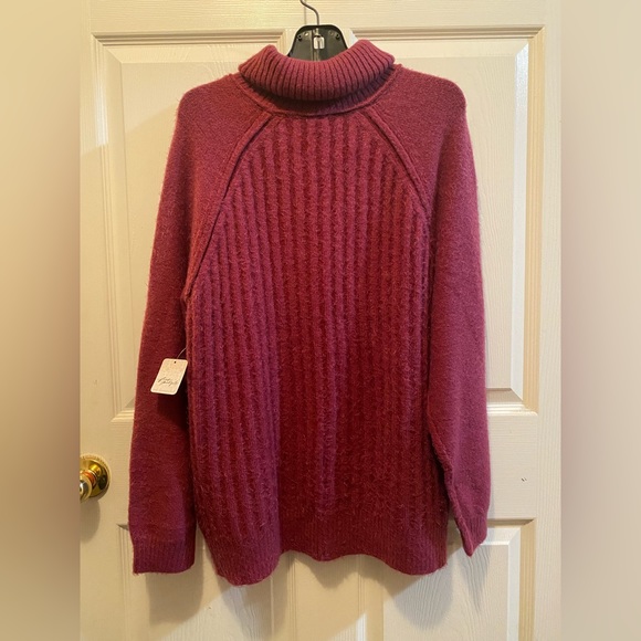Free People Big City turtleneck NWT - Picture 11 of 12